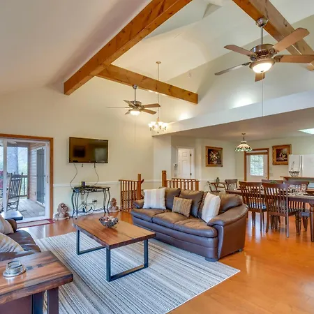 Blairsville Vacation Rental With Deck And Game Room!